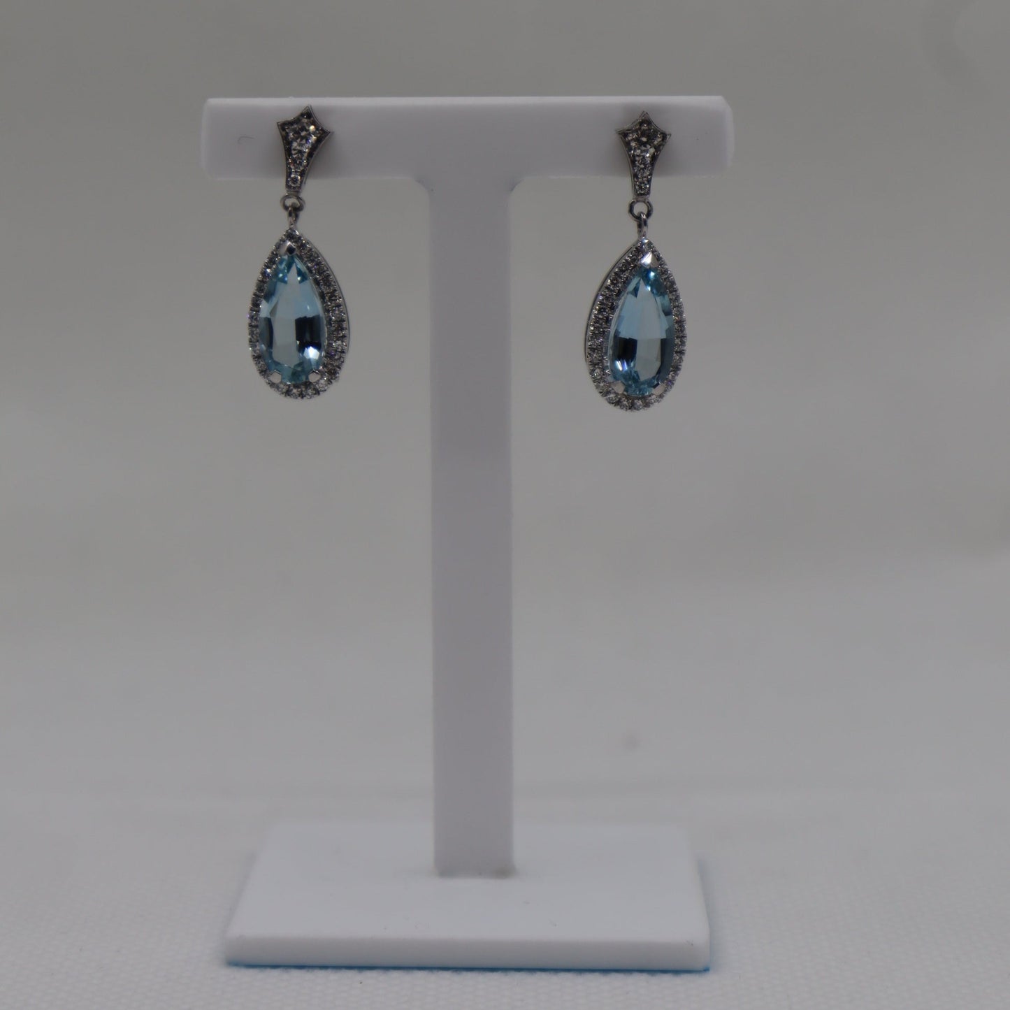18ct White Gold Aquamarine and Diamond Drop Earrings