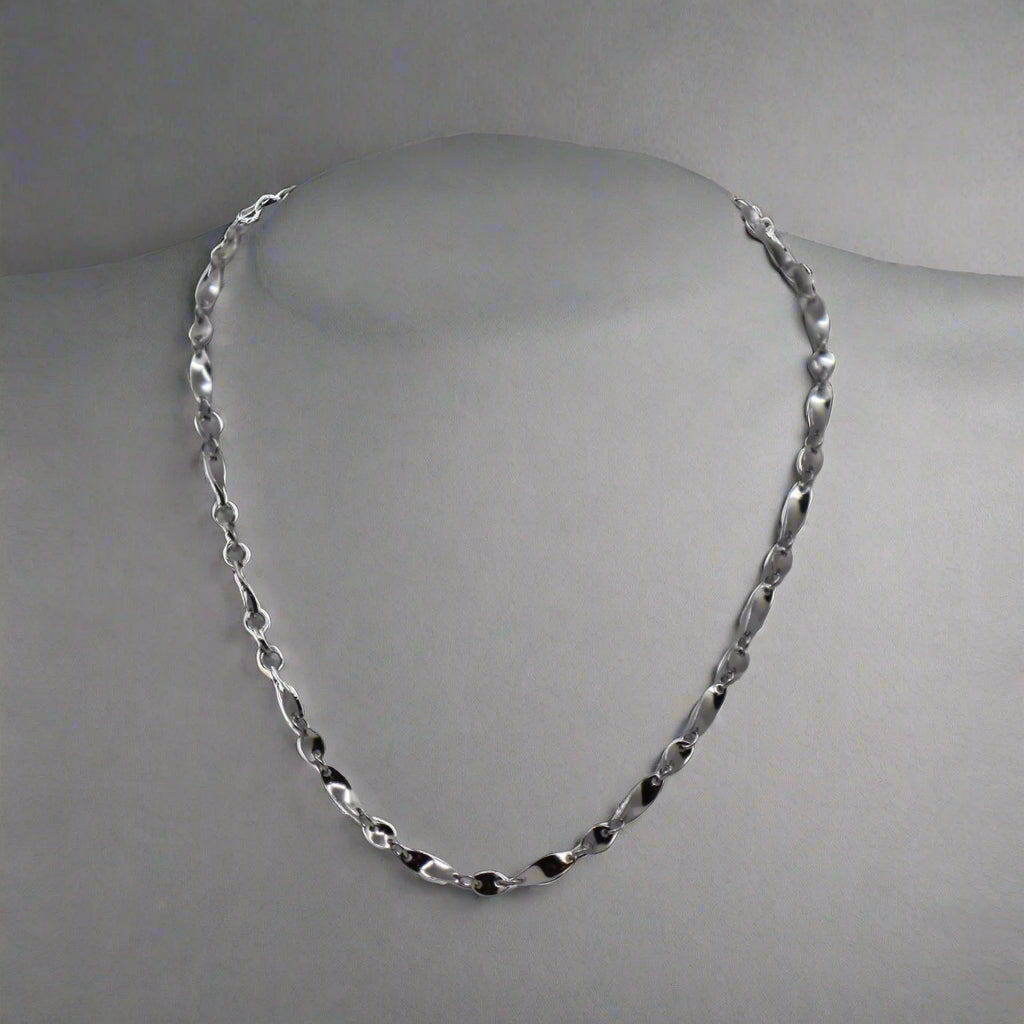 Silver Twisted Necklace