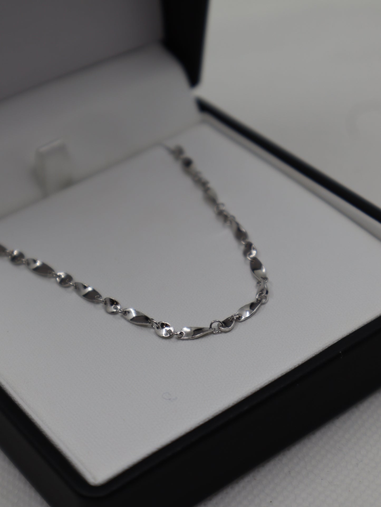 Silver Twisted Necklace