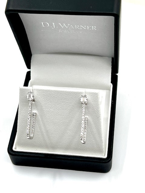 18ct White Gold Rectangular Hoop Earrings