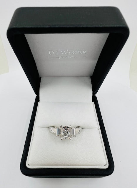 18ct White Gold Radiant and Baguette Diamond Ring