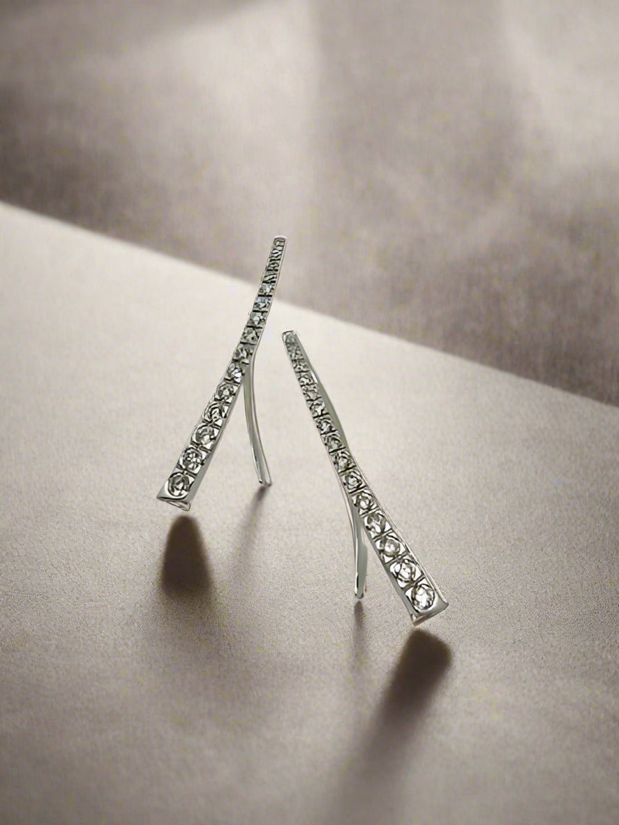18ct White Gold Diamond Drop Earrings
