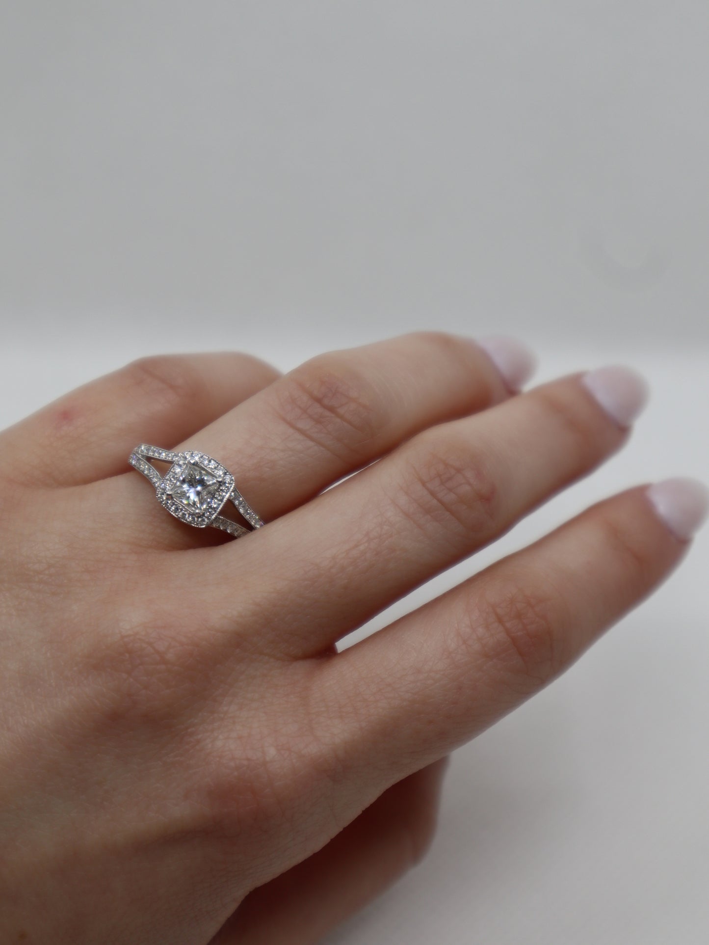 18ct White Gold Princess Cut Diamond Halo Ring