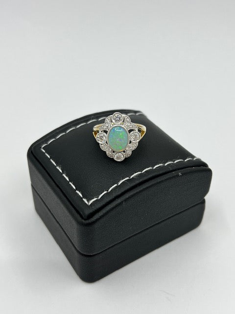 18ct Gold Opal And Diamond Ring