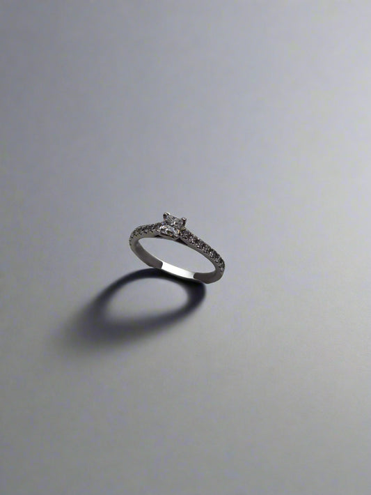18ct White Gold Princess Cut Solitaire Ring