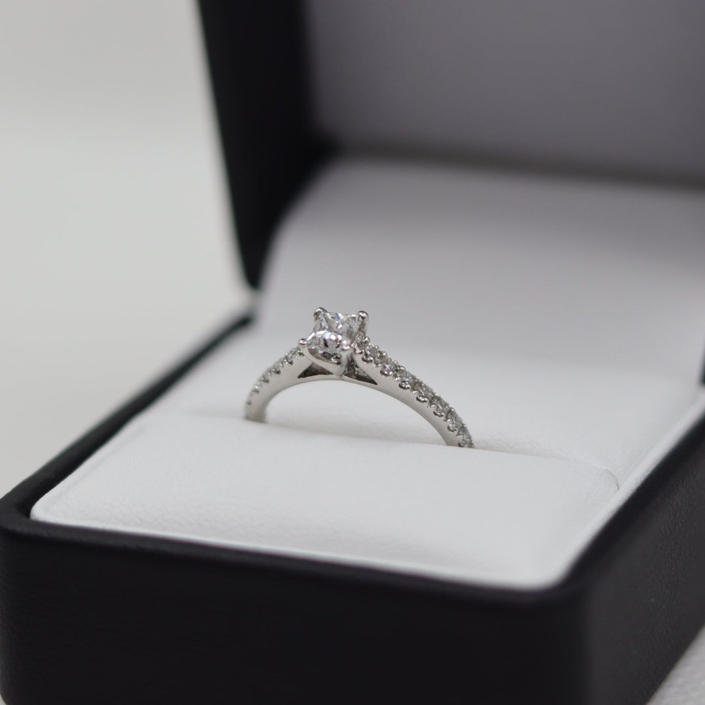 18ct White Gold Princess Cut Solitaire Ring