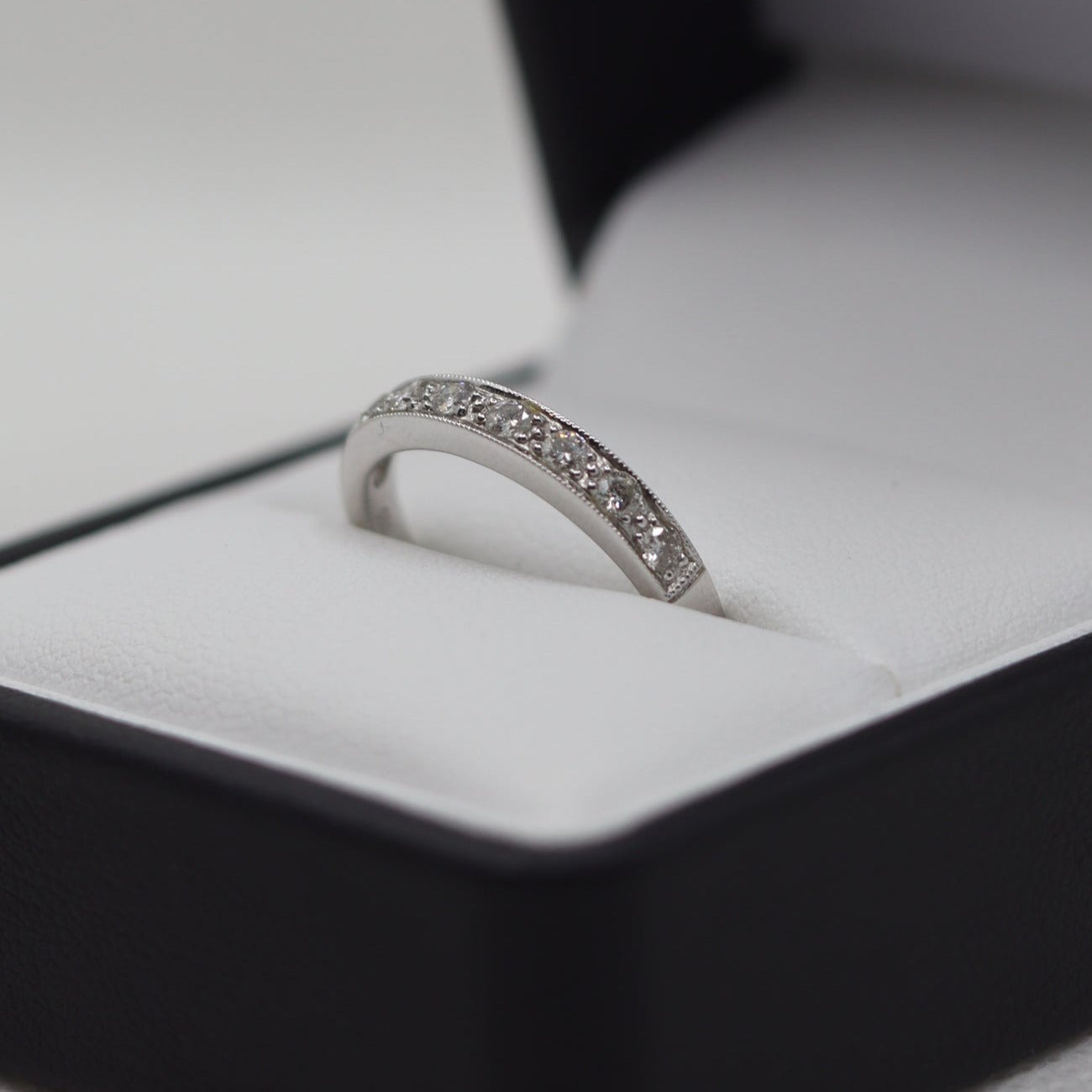 18ct White Gold Grain Set Eternity Ring