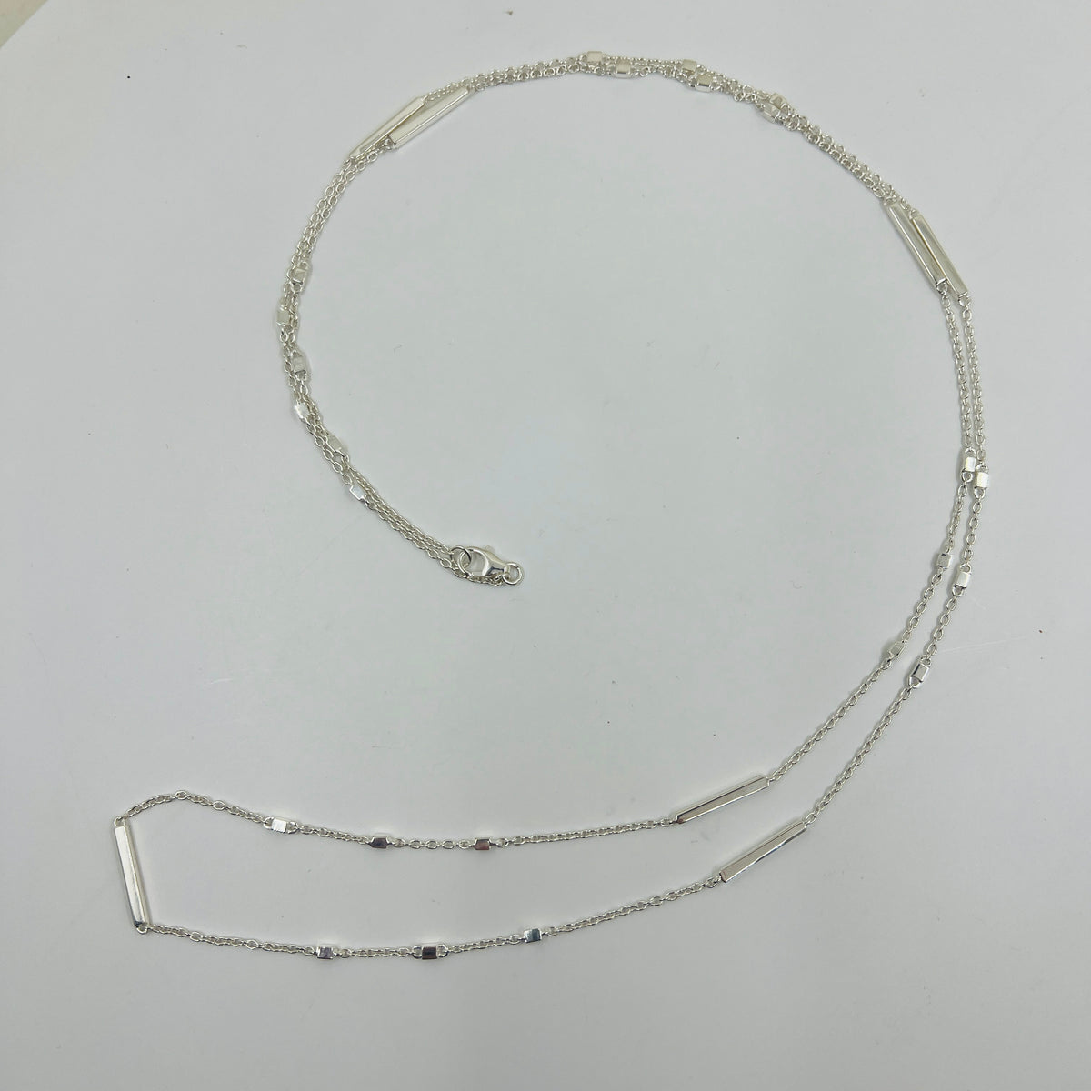 Silver Dot Dash Chain