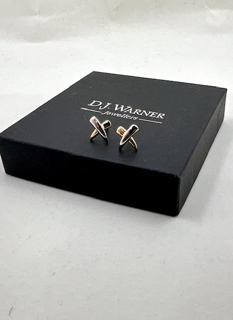 9ct Yellow and White Gold Kiss Stud Earring