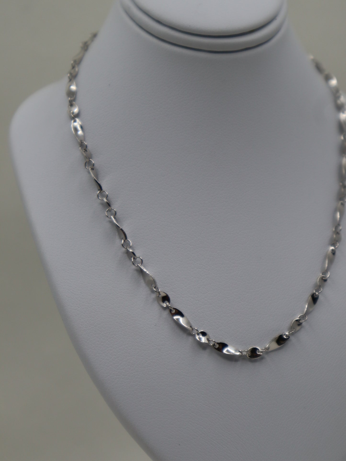 Silver Twisted Necklace