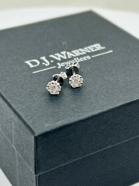 18ct White Gold Illusion Set Diamond Stud Earrings