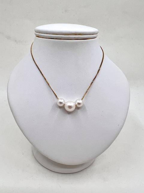 9ct Yellow Gold Triple Pearl Necklace